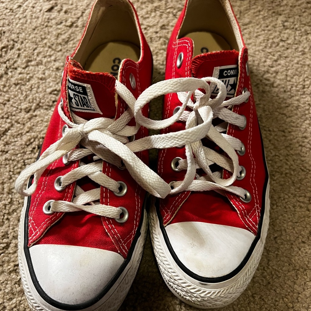Red converse